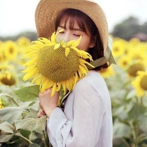 Meet your Posher, Thanh